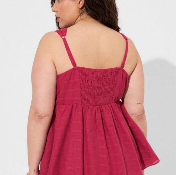 BNWT Torrid Berry Colored Babydoll Tank size 1 - Picture 3 of 10